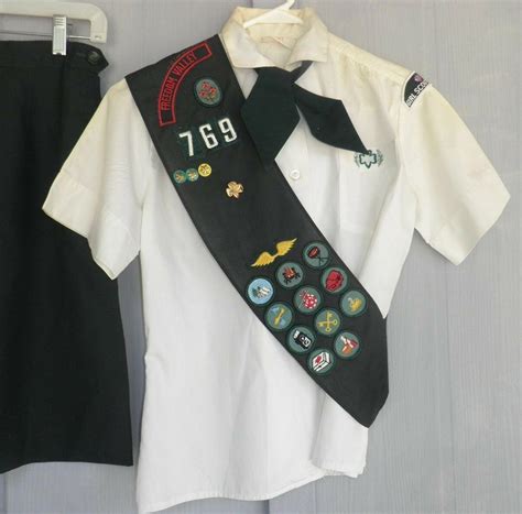 Vintage 1960s Girl Scout Cadette Uniform Suit Scouts Sash Tie Beret