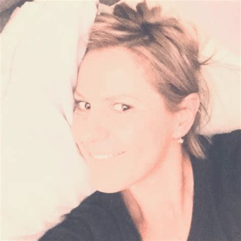 Smoken Hot Meme Smoken Hot Discover Share GIFs