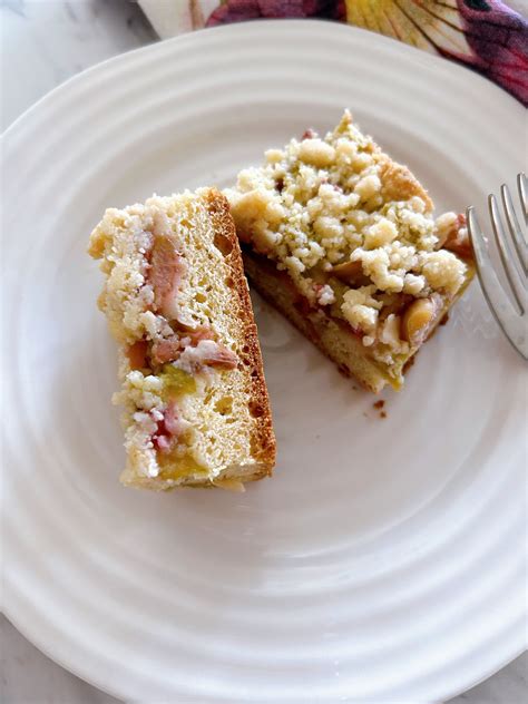 German Rhubarb Streusel Cake Rhabarber Streuselkuchen Accidental