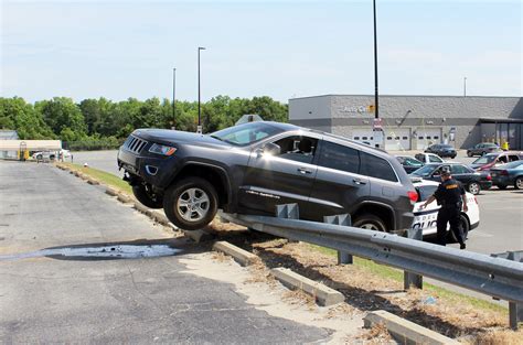 No Injuries In Single Car Accident At Walmart Cordele Dispatch