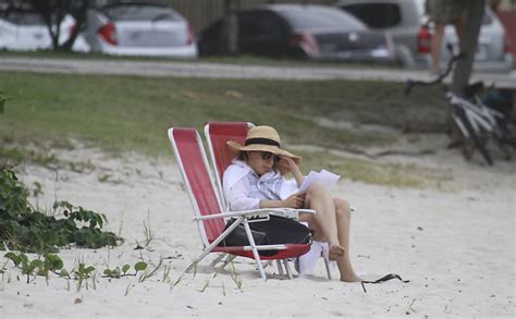 Famosos na praia - julho 2013 - 03/07/2013 - F5 - Fotografia - Folha de ...