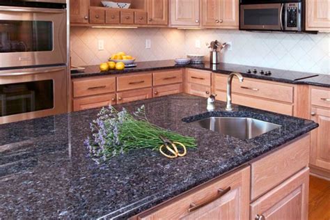 Виды столешниц для кухни и их характеристики