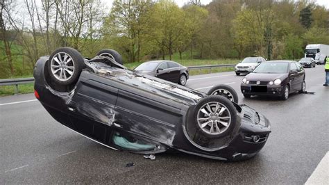 Mega Stau Nach Unfall Auf A Autobahn Im Rhein Neckar Kreis Voll Gesperrt