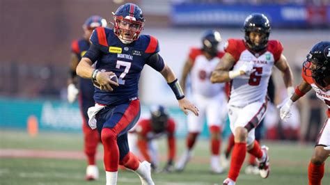 Retour triomphal des champions Les Alouettes écrasent le Rouge et