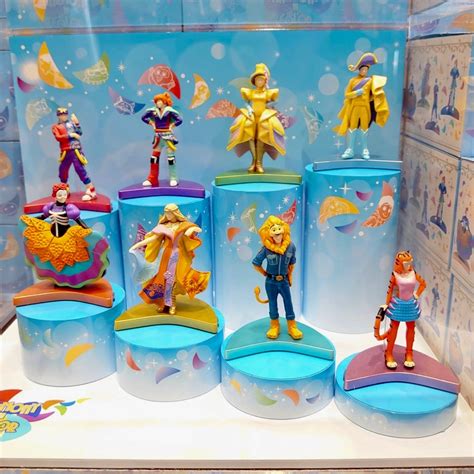 ディズニー・ハーモニー・イン・カラー ダンサーのミニチュアフィギュア新登場！ 東京ディズニーランドグッズ・ライブグッズ買い物代行購入