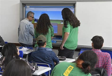 Câmara aprova urgência e projeto do Novo Ensino Médio pode ser votado