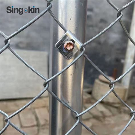 Silver And Black Green Color Industry Wire Fence Chain Link Farm Fence China Chain Link Fence