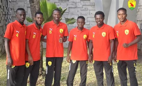 Guineefoot Guineefoot Est Un Site Qui Contient Tout Sur Le Football