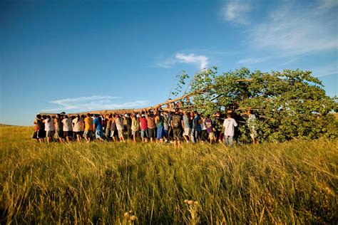 Aaron Huey photographs the Pine Ridge Reservation in South Dakota in ...