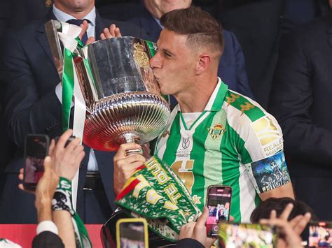 Primera Divisi N Noticias La Leyenda Del Betis Joaqu N Cuelga Las Botas