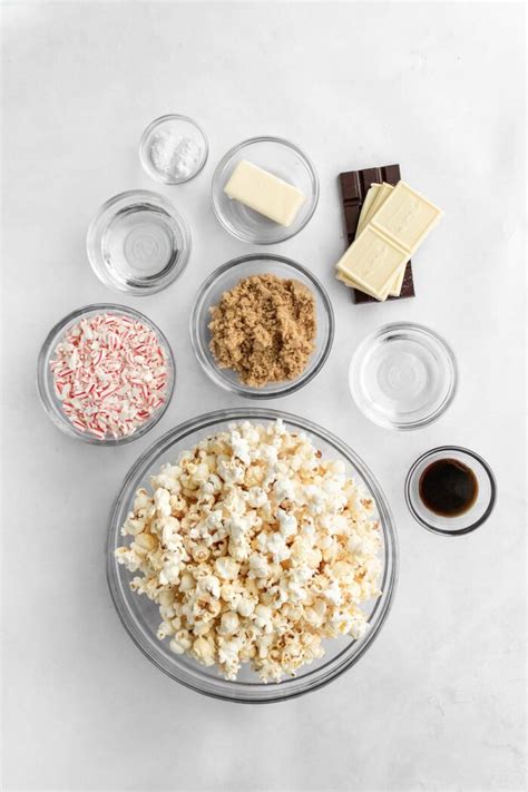 Peppermint Bark Caramel Popcorn The Little Epicurean