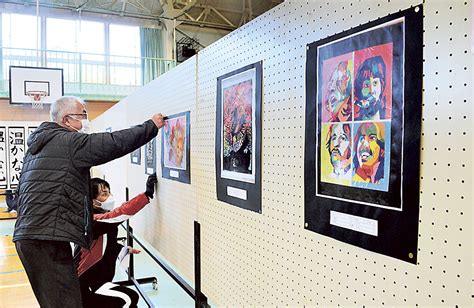 児童生徒と教職員の作品ずらり 牧之原で22日まで｜あなたの静岡新聞