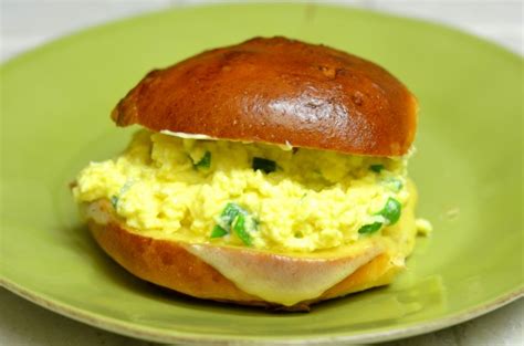 Soft Scrambled Egg Brioche Breakfast Sandwiches Wafoodie