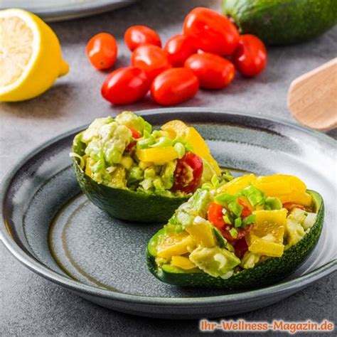 Gef Llte Low Carb Avocados Gesundes Vegetarisches Hauptgericht