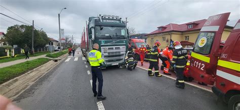 Ia I Un Copil A Murit Lovit De Un Tir Pe O Trecere De Pietoni La Le Cani