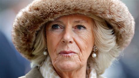 Palace reveals why Duchess of Cornwall missed the Queen's Christmas ...