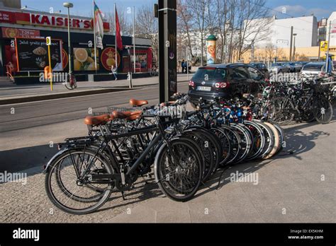 Laden Bicycles Hi Res Stock Photography And Images Alamy