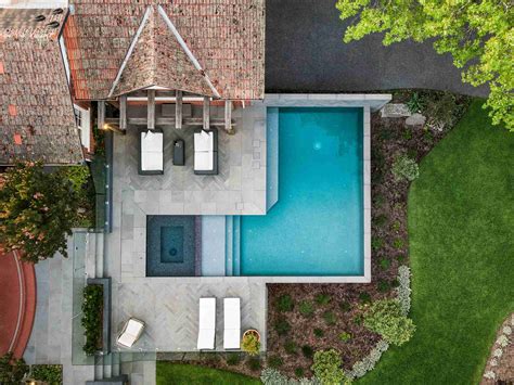 SURREY HILLS 2 - Laguna Pools