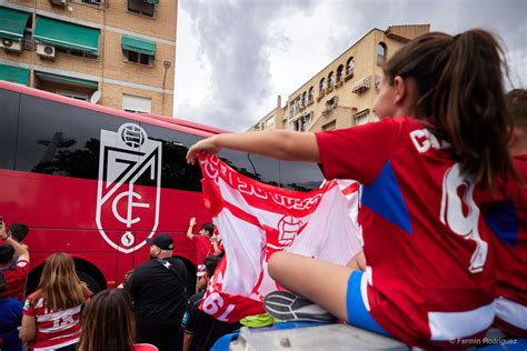 Fermín Rodríguez on Twitter Recibimiento al Granada CF antes del