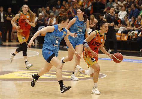 La Liga Se Pone A Tiro Tras Un Final De Infarto En La Fonteta