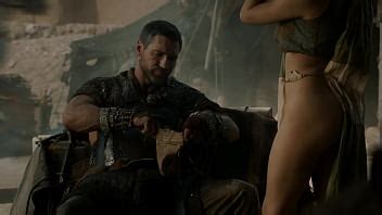 Emilia Clarke Juego De Tronos S E XVIDEOS