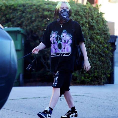 Billie Photographed By Paparazzi In Los Angeles Billie Eilish Billie