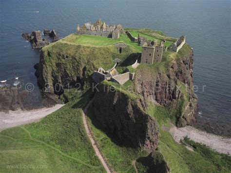 Topofly: Dunnottar Castle