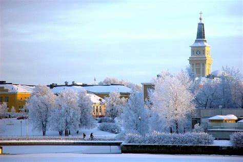 Город Оулу центр Северной Финляндии достопримечательности и шопинг