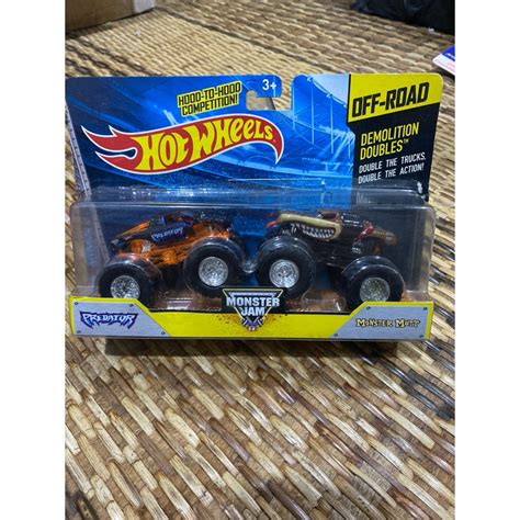 Hot Wheels Monster Jam Off Road Demolition Doubles Predator Vs Monster Mutt Considered Loose