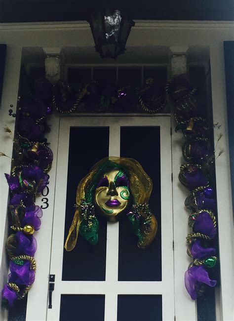 Mardi Gras door decoration Mardi Gras, Halloween Wreath, Wreaths ...