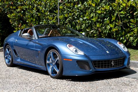 2011 Ferrari Superamerica 45 - Images, Specifications and Information