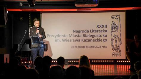 Podr E Po Kulturze Poznali My Laureat W Literackiej Nagrody Im