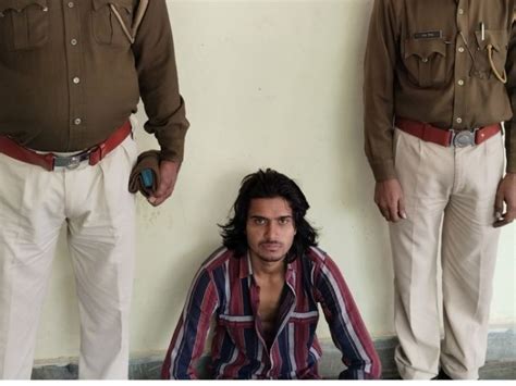 Youth Arrested With Illegal Country Made Pistol Was Roaming Around