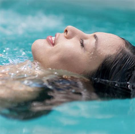 Everything You Need To Know About Water Therapy And Its Proven Health