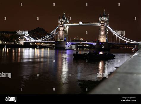 night image of Tower Bridge Stock Photo - Alamy