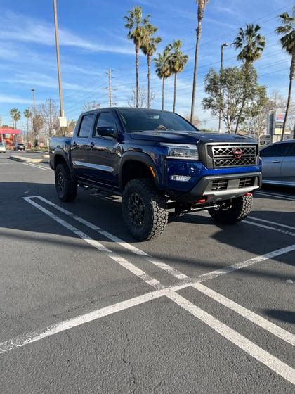 View build 2.5 inch Lifted 2023 Nissan Frontier 4WD | Rough Country