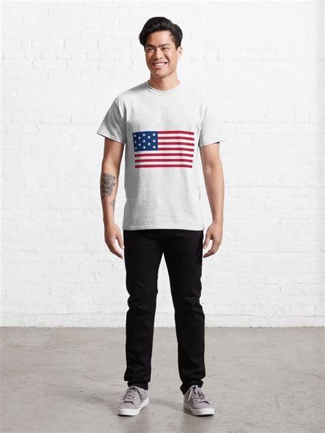 "Francis Hopkinson First American Flag (1777)" T-shirt by allhistory ...