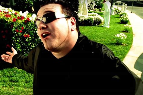 Steve Harwell cantante de Smash Mouth muere a los 56 años