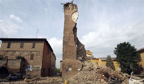 Northern Italy Earthquake Claims 4 Lives Staggering Pictures Show How