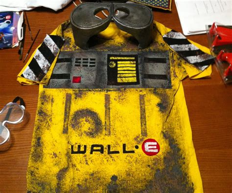 Wall-e Costume : 9 Steps (with Pictures) - Instructables