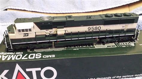 Kato 37 6381 Ho Emd Sd70mac Cab Headlight Bn Executive 9580 Dcc Ready