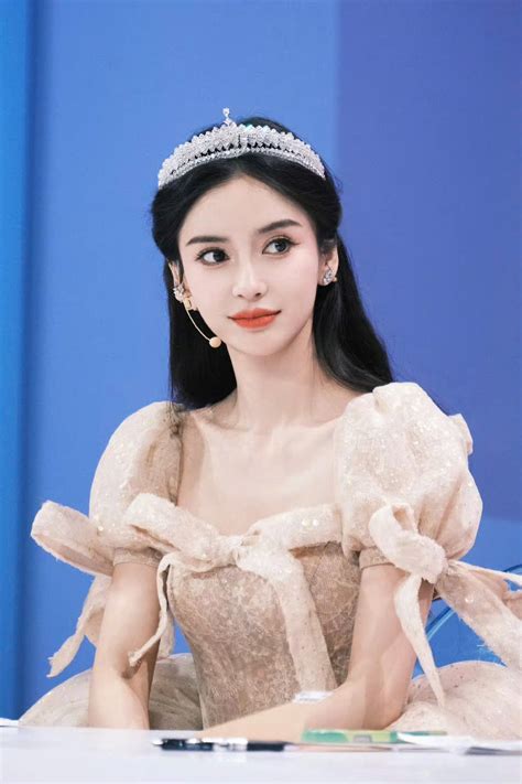 Hot nhất Weibo 150 triệu người sốc trước nguyên nhân ly hôn thực sự của Angelababy và Huỳnh