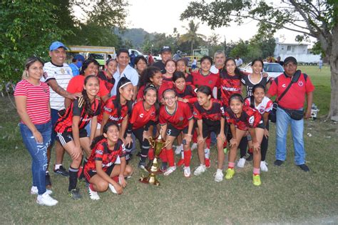 El Heraldo de Poza Rica Deportivo Alexander Campeón de barrios