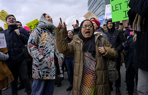 PHOTOS: Demonstrators protest Pres. Trump's immigration policy - ABC7 ...