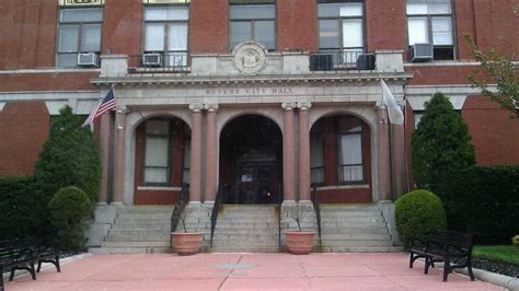 City Of Revere City Hall Public Services And Government 281 Broadway