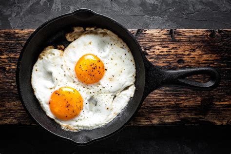 L Astuce Surprenante Pour Des Ufs Au Plat Qui Ne Collent Pas Et Sans