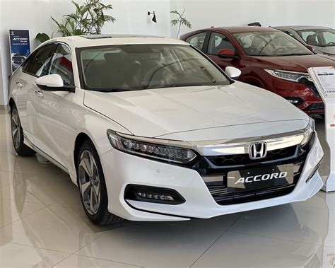 Xe Honda Accord Mới Tinh 2022 Màu Trắng Tinh Khôi Nội Ngoại Thất đẹp Xe Sẵn Sàng Lăn Bánh đón