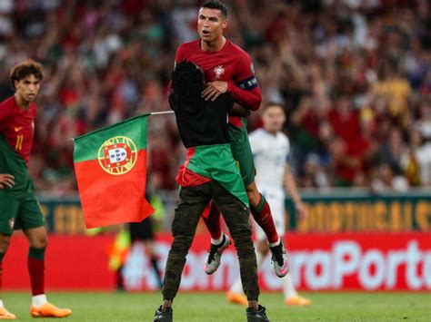 Cristiano Ronaldo Confirma Amor Eterno Por Portugal