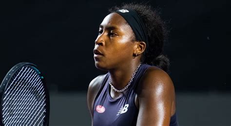 Tennis WTA Finals Gauff a pulvérisé Jabeur Swiatek a commencé en