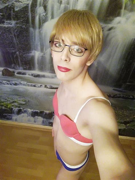 Short Hair Sissy Nude Pics XHamster